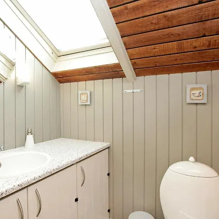 Holiday home Three-bedroom Holiday In 3