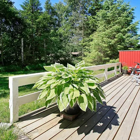 Three-bedroom Holiday In 3 Holiday home