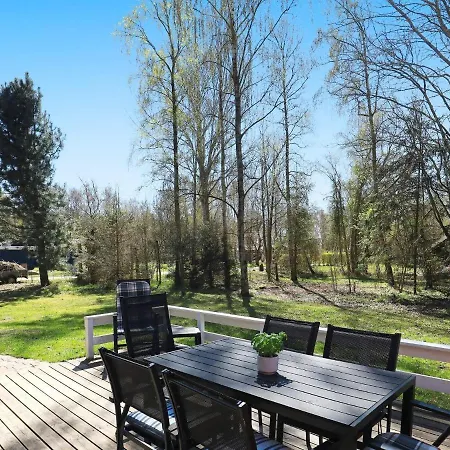 Three-bedroom Holiday In 3 Holiday home